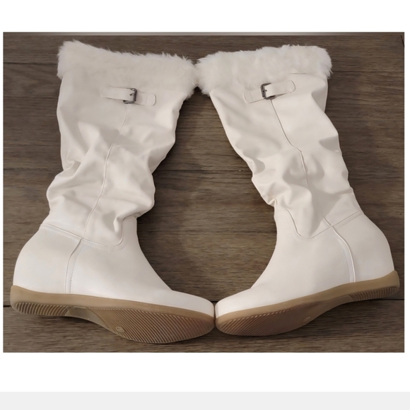 Midnight Velvet Winter White Leather Fur Hidden Wedge Women's Boots Size 11 - Picture 8 of 16
